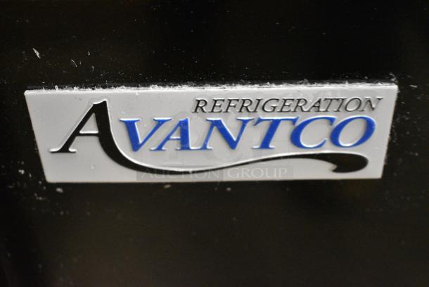 BRAND NEW SCRATCH AND DENT! Avantco Metal Commercial Floor Style Deli Display Case Merchandiser. See Pictures for Broken Glass. 115 Volts, 1 Phase. Tested and Powers On But Does Not Get Cold - Image 5 of 5