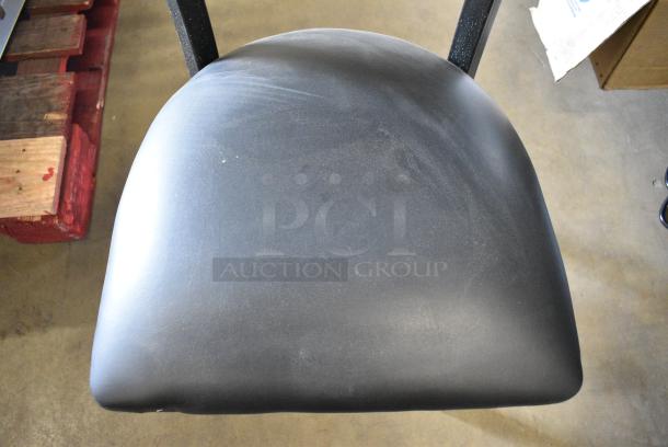 36 BRAND NEW SCRATCH AND DENT! Lancaster Table & Seating 164CMTLADFR Black Finish Ladder Back Chair with 2 1/2" Black Vinyl Padded Seat. 36 Times Your Bid! - Image 5 of 8