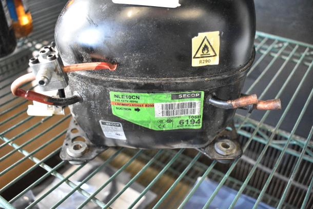 BRAND NEW SCRATCH AND DENT! Secop NLE10CN Compressor. 115-127 Volts, 1 Phase. - Image 1 of 6
