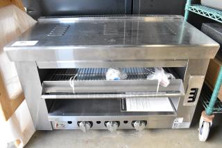 BRAND NEW SCRATCH AND DENT! Cooking Performance Group S-36-SB-N 36" Natural Gas Infrared Salamander Broiler with 36" Heat Shield and Mounting Brackets - 36,000 BTU
