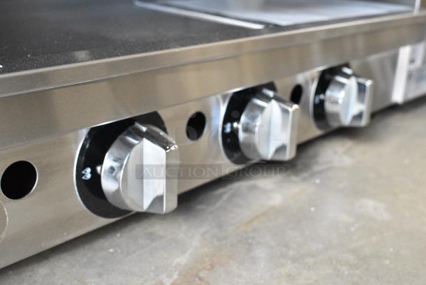 BRAND NEW SCRATCH AND DENT! Cooking Performance Group S-36-SB-N 36" Natural Gas Infrared Salamander Broiler with 36" Heat Shield and Mounting Brackets - 36,000 BTU - Image 5 of 8