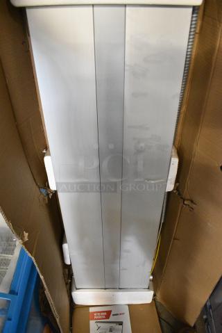 BRAND NEW SCRATCH AND DENT! ServIt 423SW60INHDBLA 60" Double Strip Warmer with Dual Adjustable Infinite Controls. 120 Volts, 1 Phase.