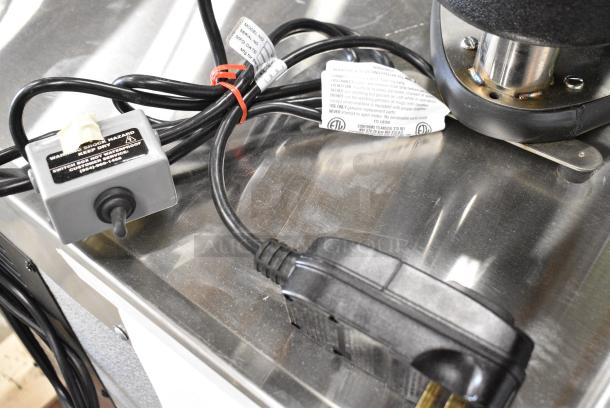 BRAND NEW SCRATCH AND DENT! Bar Maid SS-100 Commercial Submersible Electric Glass Water. 115 Volts, 1 Phase. Tested and Working! - Image 6 of 8