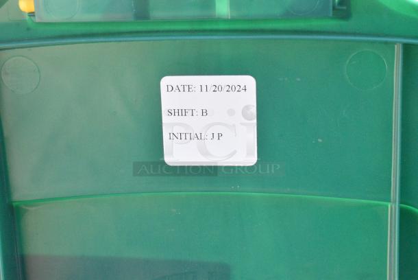 2 BRAND NEW SCRATCH AND DENT! Items Including Nova Curbside Organics Bin and Toter Trash Can. 2 Times Your Bid! - Image 5 of 10