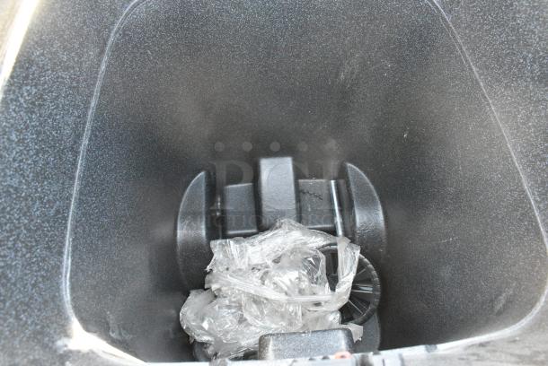 2 BRAND NEW SCRATCH AND DENT! Items Including Nova Curbside Organics Bin and Toter Trash Can. 2 Times Your Bid! - Image 9 of 10