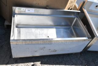 BRAND NEW SCRATCH AND DENT! Regency 600IB1836CP 18