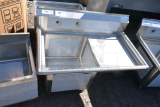 BRAND NEW SCRATCH AND DENT! Regency 600S1181818R 38 1/2" 16-Gauge Stainless Steel One Compartment Commercial Sink - 18" x 18" x 14" Bowl. No Legs.