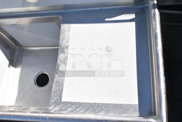 BRAND NEW SCRATCH AND DENT! Regency 600S1181818R 38 1/2" 16-Gauge Stainless Steel One Compartment Commercial Sink - 18" x 18" x 14" Bowl. No Legs. - Image 3 of 5