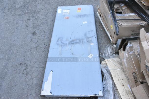 BRAND NEW SCRATCH AND DENT! Steelton 522ETOB02460 Stainless Steel Tabletop - Image 1 of 5