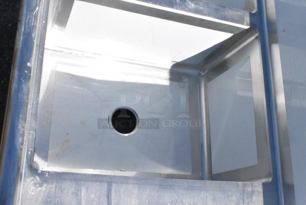BRAND NEW SCRATCH AND DENT! Regency 600S31824218 Stainless Steel 3 Bay Sink w/ Dual Side Drain Boards. - Image 4 of 9
