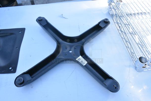BRAND NEW SCRATCH AND DENT! Lot of Metal Table Column and Foot. - Image 3 of 7