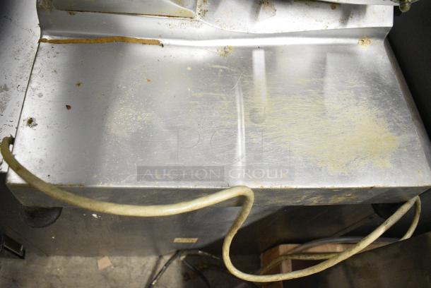 Metal Commercial Countertop Meat Slicer w/ Blade Sharpener. 115 Volts, 1 Phase. Tested and Working! - Image 8 of 9