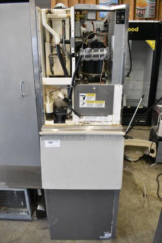 Hoshizaki KM-500MRE Metal Commercial Ice Head on Hoshizaki B-300PD Commercial Ice Machine. 115-120 Volts, 1 Phase. - Item #1178311