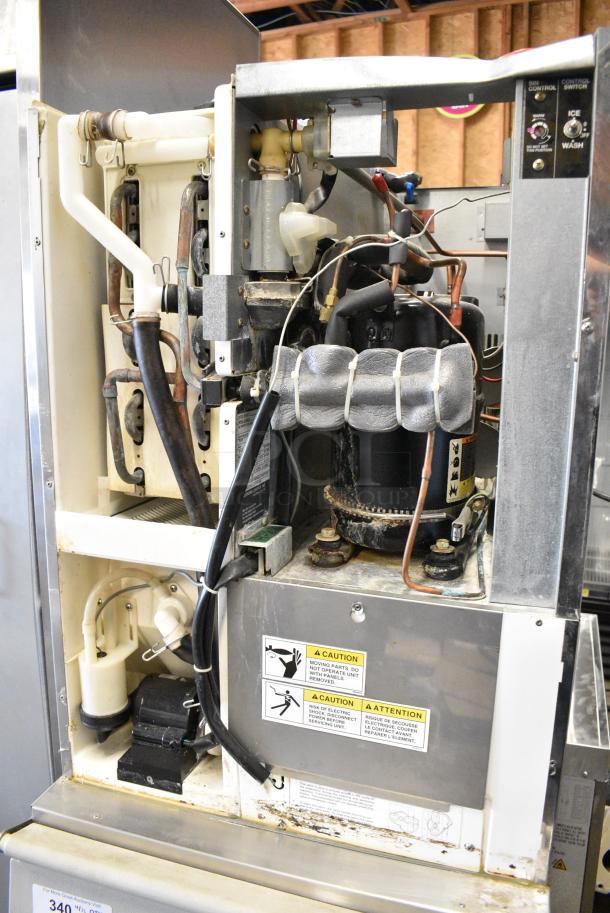 Hoshizaki KM-500MRE Metal Commercial Ice Head on Hoshizaki B-300PD Commercial Ice Machine. 115-120 Volts, 1 Phase. - Image 4 of 10