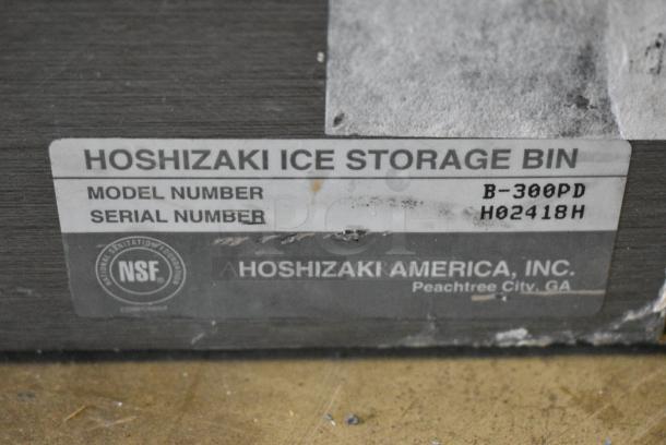 Hoshizaki KM-500MRE Metal Commercial Ice Head on Hoshizaki B-300PD Commercial Ice Machine. 115-120 Volts, 1 Phase. - Image 9 of 10