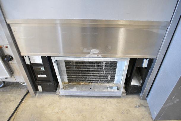 Structural Concepts Metal Commercial Reach In Cooler. on Commercial Casters. Doors are Locked. Tested and Powers On But Does Not Get Cold - Image 6 of 10
