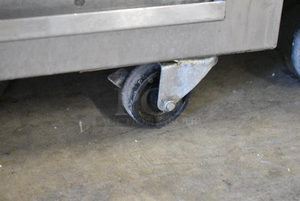 Nu Vu QB-3/9 Stainless Steel Commercial Electric Powered Oven Proofer on Commercial Casters. 208 Volts, 1 Phase. - Image 7 of 9