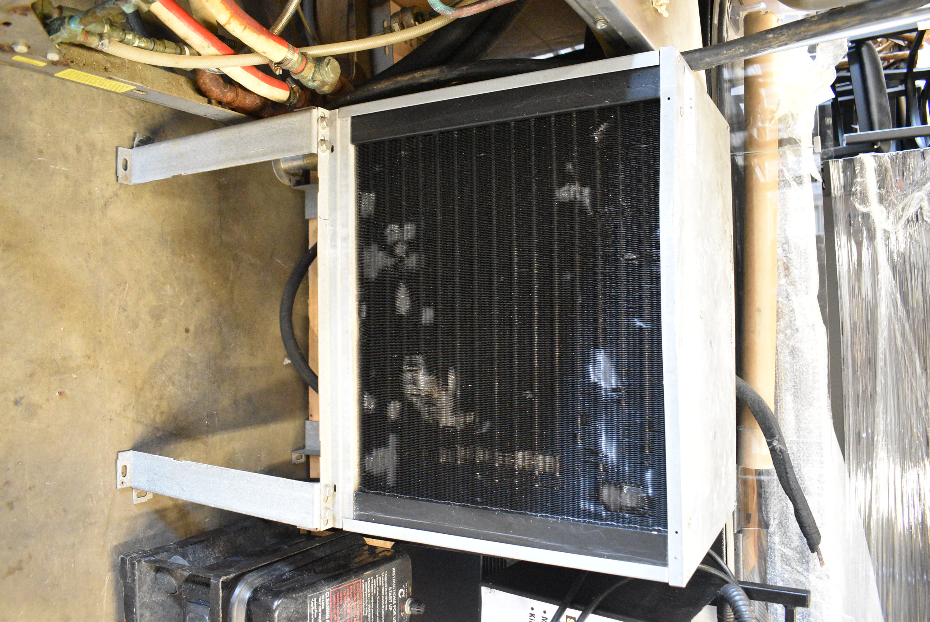 Remote condenser unit for ice machine