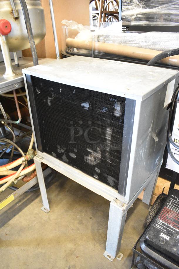 Hoshizaki URC-SE Metal Commercial Remote Condenser for Ice Head. 115-120 Volts, 1 Phase. - Image 2 of 7