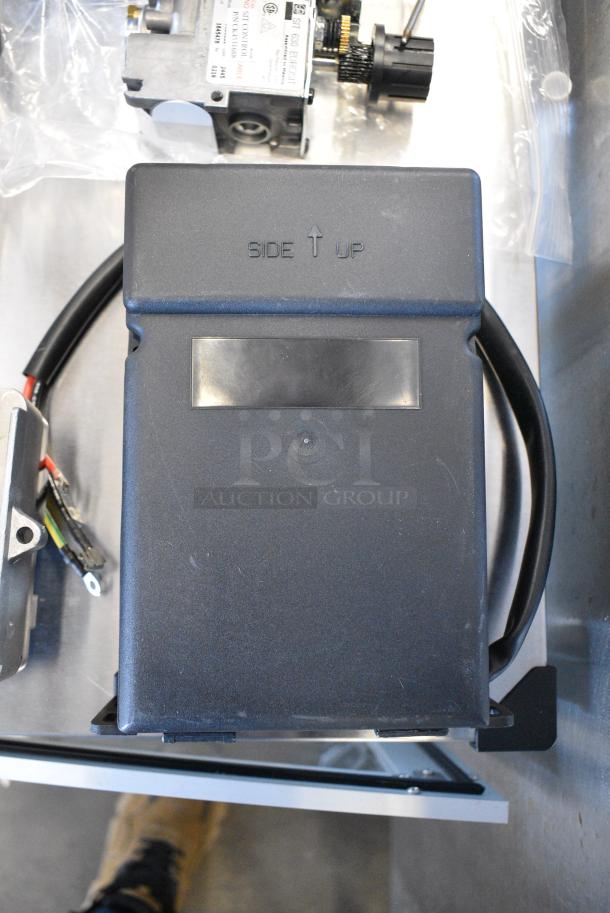 4 Various Items Including Satco Halide Lamp, SIT 630 Eurosit Unit, Garland CK4531688 Control. 4 Times Your Bid! - Image 3 of 11