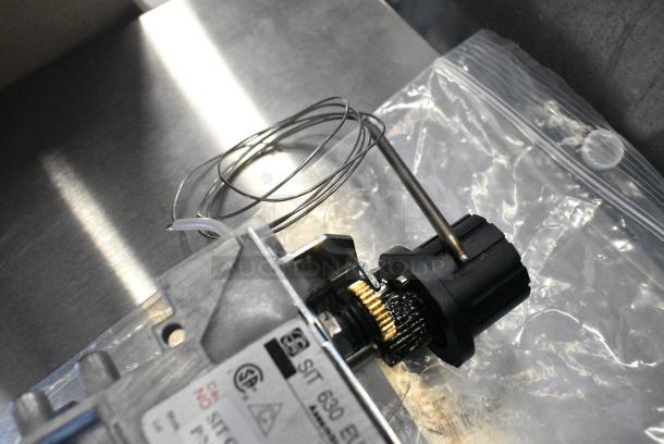 4 Various Items Including Satco Halide Lamp, SIT 630 Eurosit Unit, Garland CK4531688 Control. 4 Times Your Bid! - Image 7 of 11