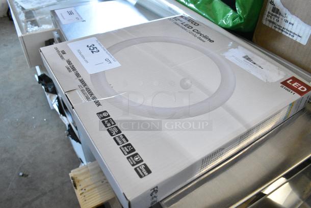 BRAND NEW SCRATCH AND DENT! Satco 566S566S16511 16W T9 Circline Frosted LED Light Bulb with 3 Color Temperatures S16511 - 120-277V . - Image 4 of 8