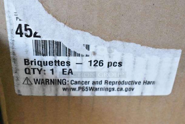 BRAND NEW SCRATCH AND DENT! Box of Garland / US Range 4523903 Briquettes - 126 Pcs - 126/Pack HP4523903 - Image 3 of 4