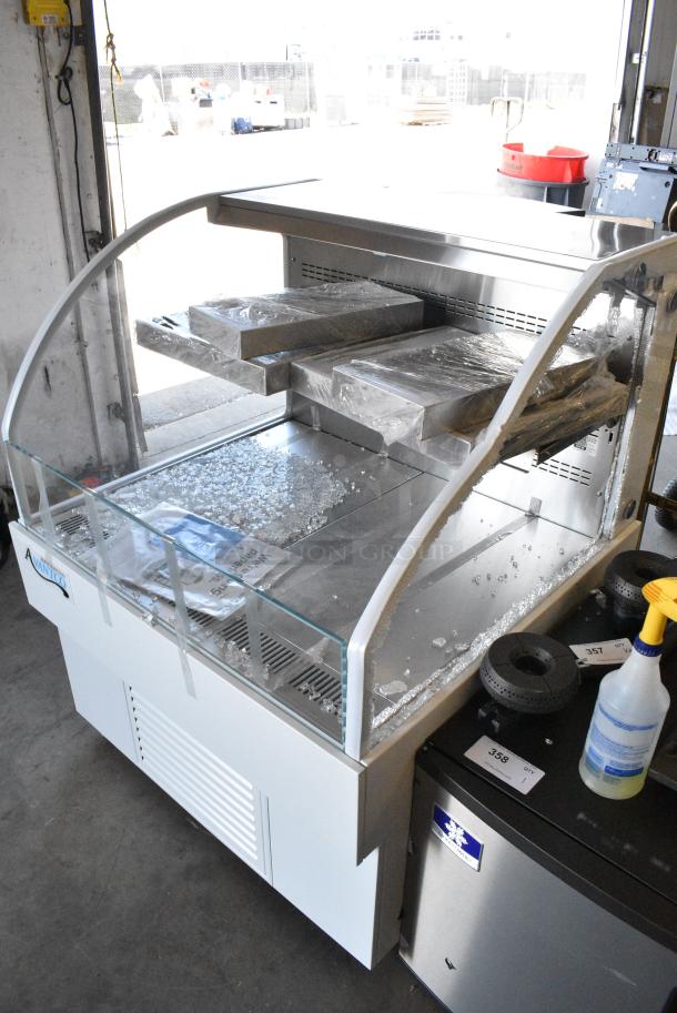 BRAND NEW SCRATCH AND DENT! Avantco 224WHAC36 36" White Horizontal Air Curtain Merchandiser on Commercial Casters. See Pictures for Broken Glass. 115 Volts, 1 Phase. Tested and Powers On But Does Not Get Cold - Image 3 of 9