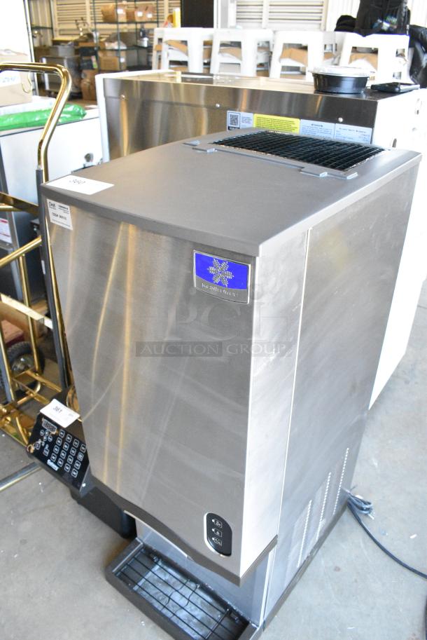 BRAND NEW SCRATCH AND DENT! Manitowoc CNF0202A-161L Stainless Steel 16 1/4" Air Cooled Countertop Nugget Ice Maker / Water Dispenser - 20 lb. Bin with Lever Dispensing. 115 Volts, 1 Phase. - Image 3 of 7