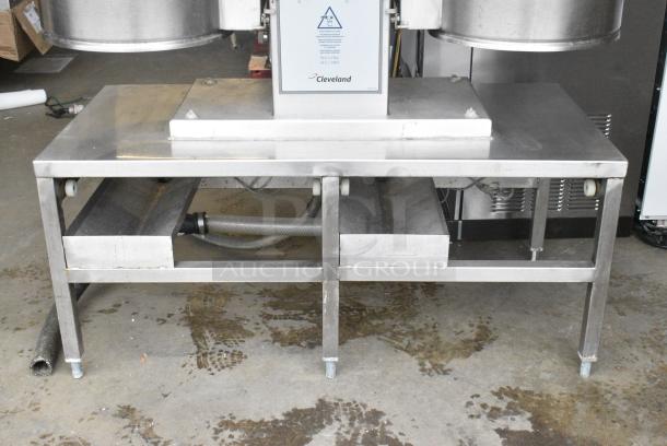 2 Cleveland TKET-6-T Stainless Steel Commercial Countertop Electric Powered 6 Gallon Tilting Steam Kettle on Stand. 208/230 Volts, 3 Phase. - Image 4 of 10