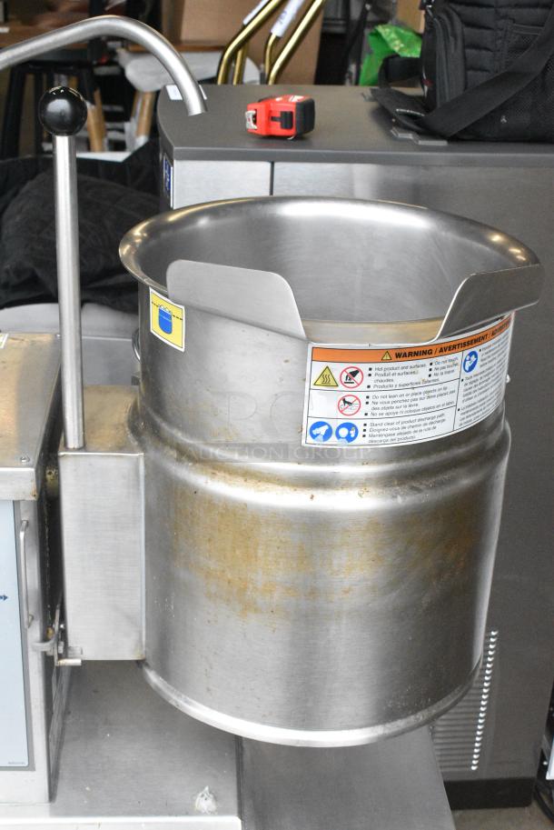 2 Cleveland TKET-6-T Stainless Steel Commercial Countertop Electric Powered 6 Gallon Tilting Steam Kettle on Stand. 208/230 Volts, 3 Phase. - Image 6 of 10