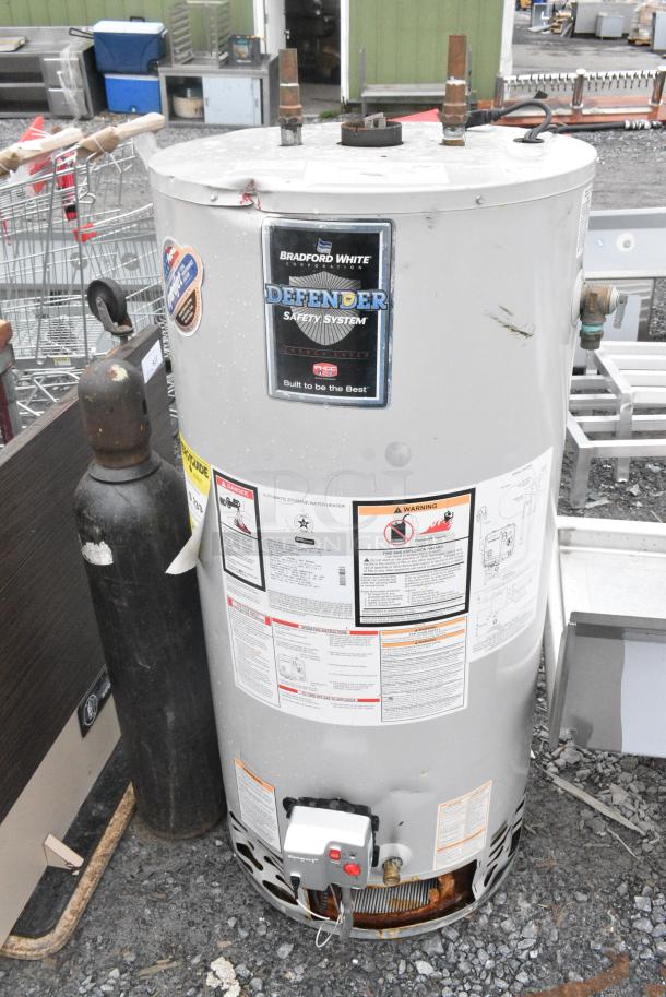 Bradford White M1TW50S6FBN Residential Natural Gas Powered Water Heater. - Image 3 of 6