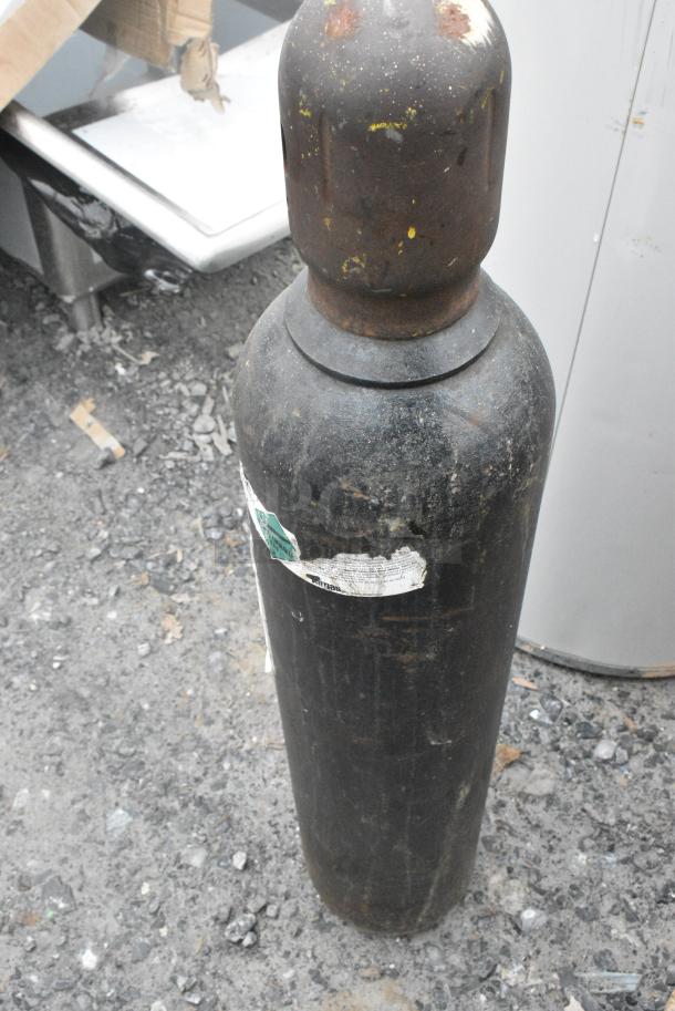 Nitrogen Metal Tank. Buyer Must Pick Up - We Will Not Ship This Item. - Image 4 of 6