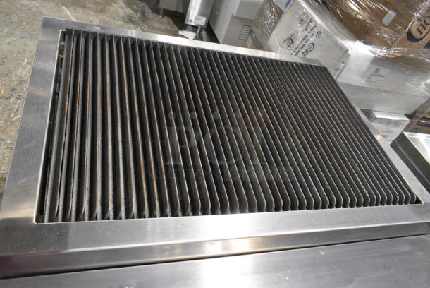 LIKE NEW! Vulcan 36C-36CBN Stainless Steel Endurance Natural Gas Powered Charbroiler Grill with Oven and 12" Cabinet Base. 275,000 BTU. - Image 4 of 8