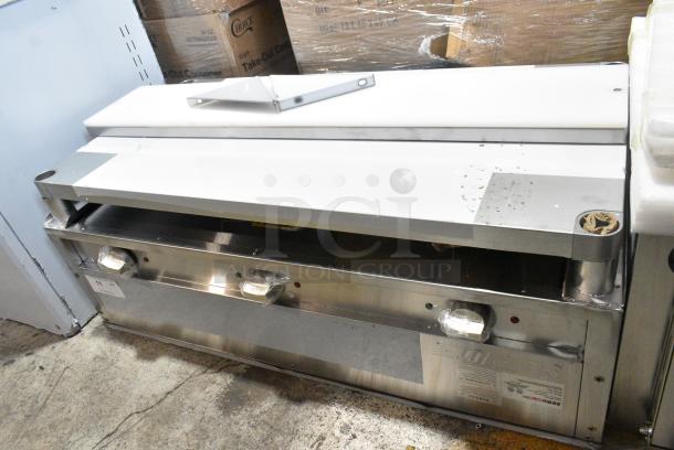 BRAND NEW SCRATCH AND DENT! 2024 ServIt 423EST3WO Stainless Steel Commercial Three Pan Open Well Electric Steam Table with Adjustable Undershelf. 120 Volts, 1 Phase. Tested and Working! - Image 2 of 9
