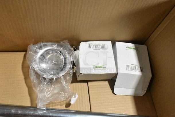 BRAND NEW SCRATCH AND DENT! Lot of 2 Regency 600DB35 3 1/2" Basket Drain with Strainer - 1 1/2" IPS and 4 Legs. - Image 3 of 5