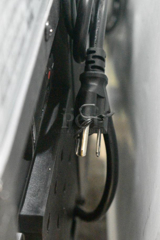 BRAND NEW SCRATCH AND DENT! 2025 Avantco 178SSUC36RHC Stainless Steel Commercial 2 Door Undercounter Cooler on Commercial Casters. 115 Volts, 1 Phase. Tested and Working! - Image 7 of 8