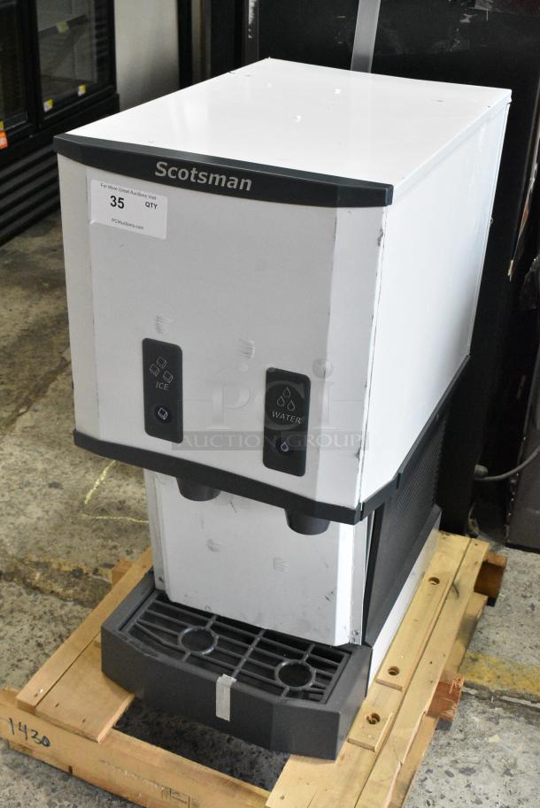 BRAND NEW SCRATCH AND DENT! 2024 Scotsman HID312AB-1A Stainless Steel Commercial Meridian® Countertop Air Cooled Ice Machine and Water Dispenser with Push Button Dispensing - 12 lb. Bin Storage. 115 Volts, 1 Phase. - Image 2 of 7
