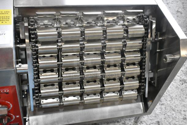 BRAND NEW SCRATCH AND DENT! Avantco 184BT18A Stainless Steel Commercial Countertop Vertical Contact Conveyor Bun Toaster. 120 Volts, 1 Phase. Tested and Working! - Image 4 of 6