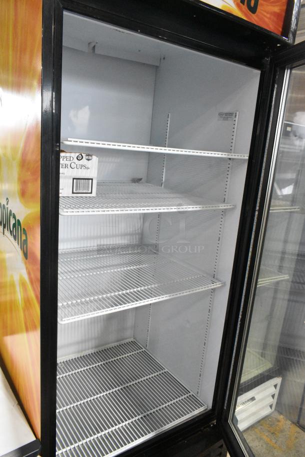 IDW G-26-C13EB Metal Commercial Single Door Reach In Cooler Merchandiser. 115 Volts, 1 Phase. Tested and Powers On But Does Not Get Cold - Image 4 of 6