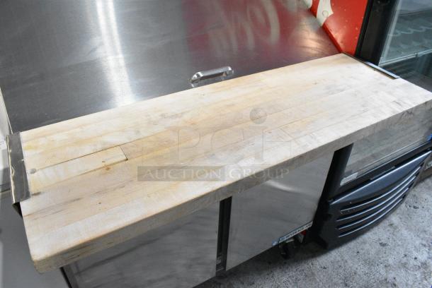 Beverage Air SPE36HC-15M Stainless Steel Commercial Sandwich Salad Prep Table Bain Marie Mega Top on Commercial Casters. 115 Volts, 1 Phase. Tested and Powers On But Does Not Get Cold - Image 4 of 10