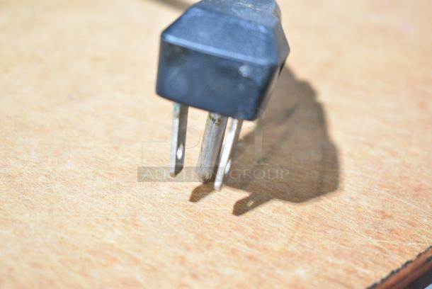 Continental SW60-24M Stainless Steel Commercial Prep Table on Commercial Casters. 115 Volts, 1 Phase. Tested and Working! - Image 10 of 10