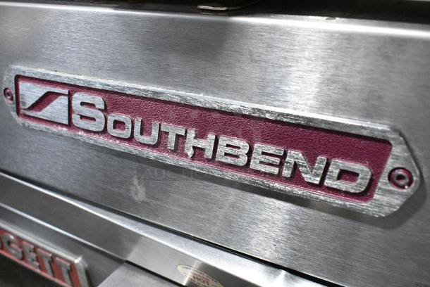 2 Southbend GB/25CCH / Blodgett Zephaire-200-G Stainless Steel Commercial Natural Gas Powered Full Size Convection Oven w/ View Through Doors, Metal Oven Racks and Thermostatic Controls on Commercial Casters. 2 Times Your Bid! - Image 4 of 15