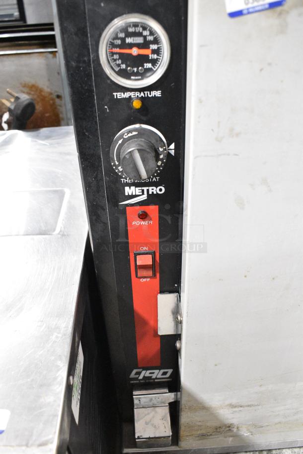 Metro C190 FlavorHold Metal Commercial Heated Holding Cabinet on Commercial Casters. 120 Volts, 1 Phase. Tested and Working! - Image 5 of 9