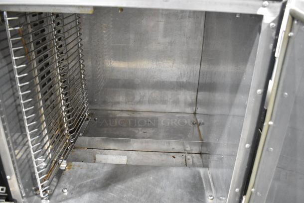 Metro C190 FlavorHold Metal Commercial Heated Holding Cabinet on Commercial Casters. 120 Volts, 1 Phase. Tested and Working! - Image 6 of 9