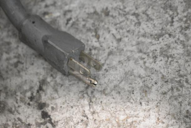 Metro C190 FlavorHold Metal Commercial Heated Holding Cabinet on Commercial Casters. 120 Volts, 1 Phase. Tested and Working! - Image 9 of 9