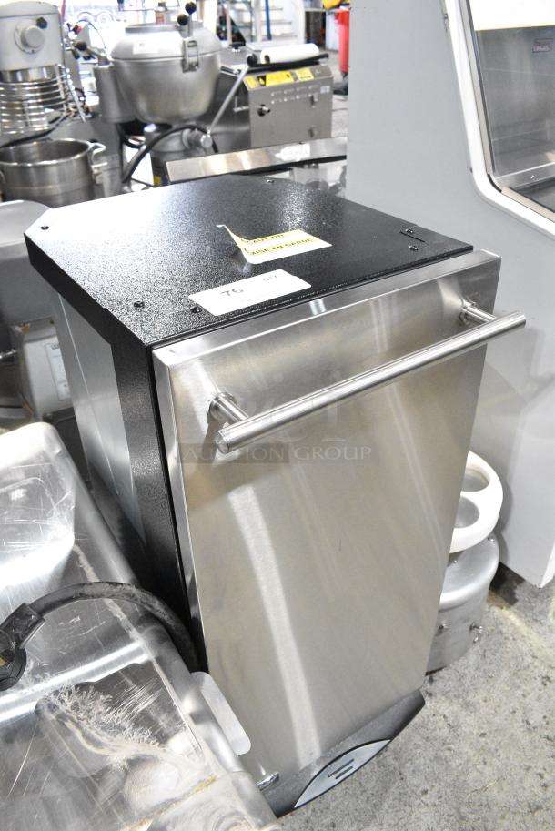 General Electric GE ZCGS150RSS-00 Stainless Steel Commercial Undercounter Trash Compactor. 120 Volts, 1 Phase. - Image 2 of 10
