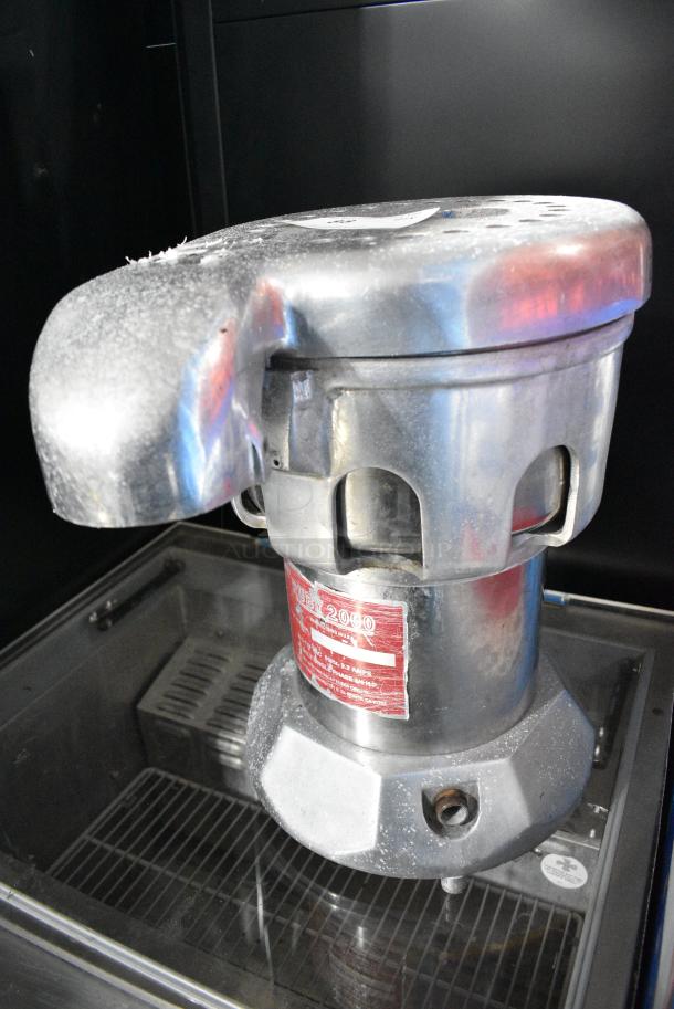 Ruby 2000 Metal Commercial Countertop Juicer. 115 Volts, 1 Phase. Cannot Test Due To Missing Power Cord - Image 2 of 6