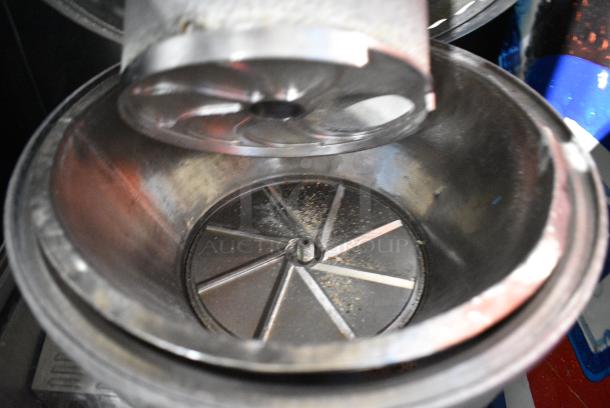 Ruby 2000 Metal Commercial Countertop Juicer. 115 Volts, 1 Phase. Cannot Test Due To Missing Power Cord - Image 3 of 6