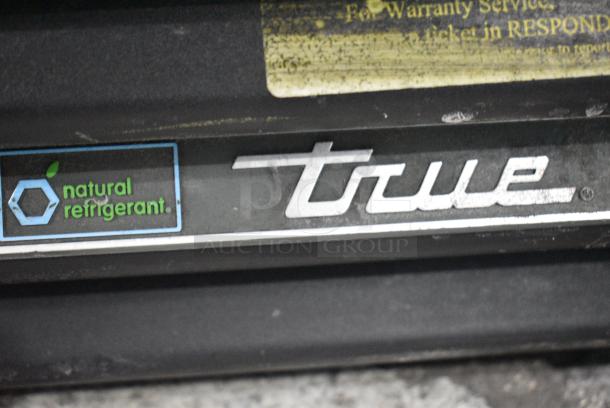 2018 True GDM-72F-HC Metal Commercial 3 Door Reach In Freezer Merchandiser w/ Poly Coated Racks. 115/208-230 Volts, 1 Phase. Tested and Working! - Image 5 of 11